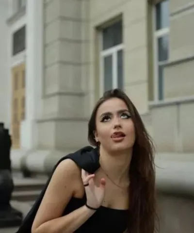 Зина, 18 лет