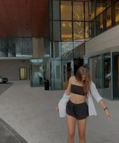 Зина, 18 лет